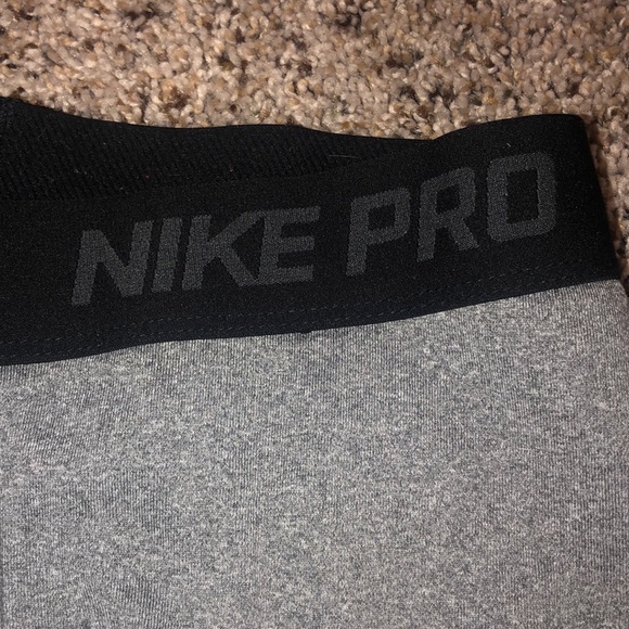 super comfy material - Picture 2 of 3